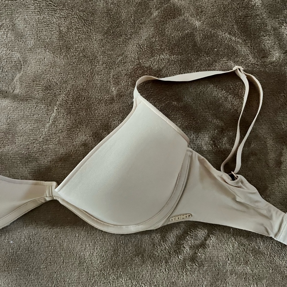 Skims Unlined Demi Bra